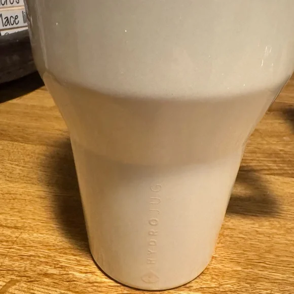 HYDROJUG 32 oz Tumbler - Snowflake - Picture 6 of 7